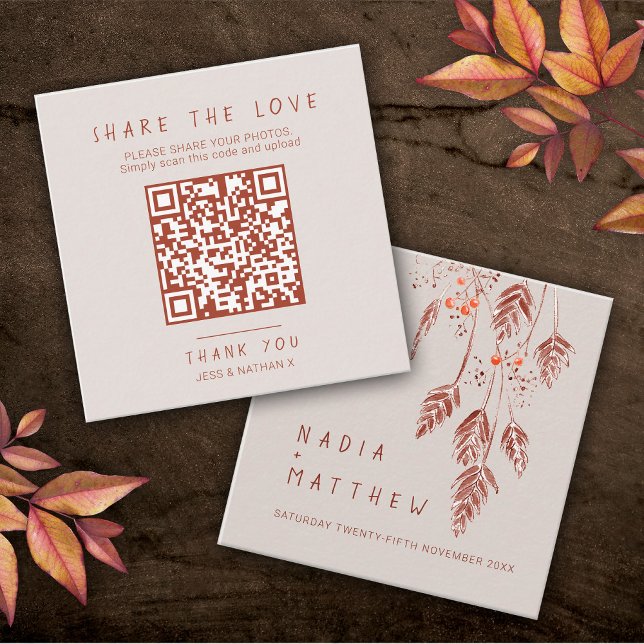 Tarjeta De Recepción Boda QR foto compartir césped bayas naranja marrón (Subido por el creador)