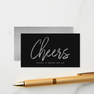 Tarjeta De Recepción Boleto de bebida "Cheers" con escritura en lámina 
