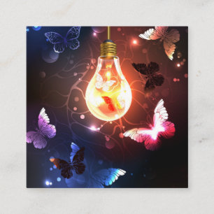 Tarjeta De Recepción Bombilla brillante con mariposas nocturnas