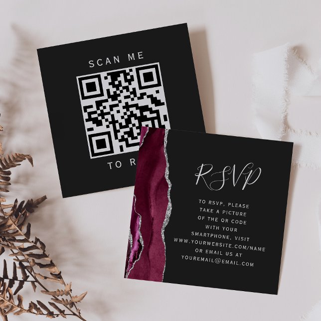 Tarjeta De Recepción Budget Burgundy Silver Agate Dark QR Code RSVP (Subido por el creador)