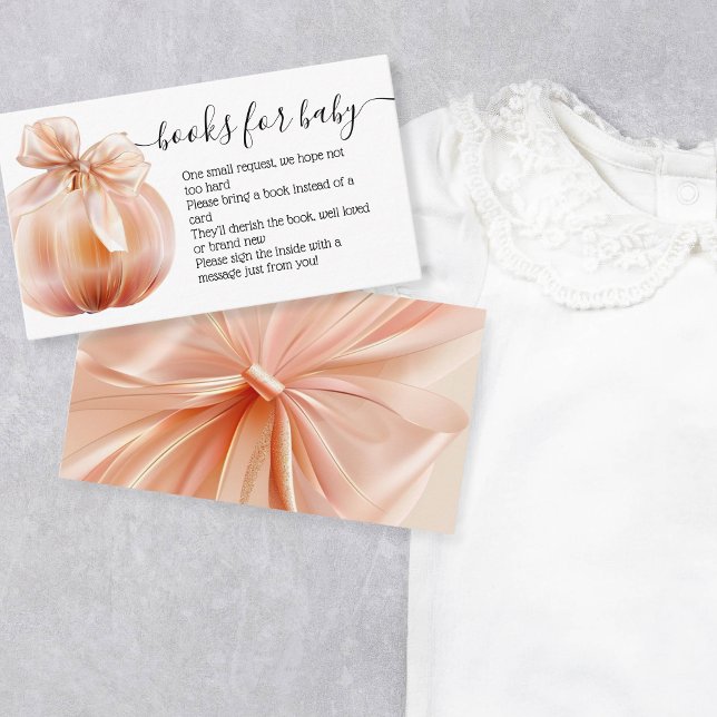 Tarjeta De Recepción Calabaza otoñal con libros para la acuarela de los (satin peach colored pumpkin)