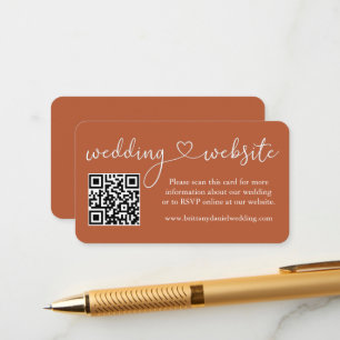 Tarjeta De Recepción Calligraphy Heart Boda Website QR Terracotta