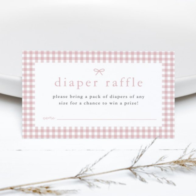 Tarjeta De Recepción Chicas rosados de Gingham Dusty Baby Shower Diaper (Dusty pink bow gingham girls baby shower diaper raffle enclosure cards.)