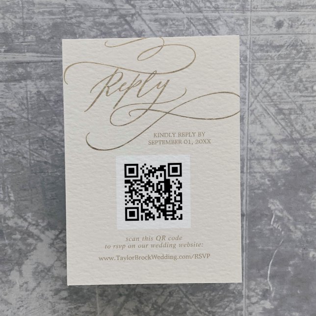 Tarjeta De Recepción Código QR de oro romántico y Boda de marfil RSVP (Subido por el creador)