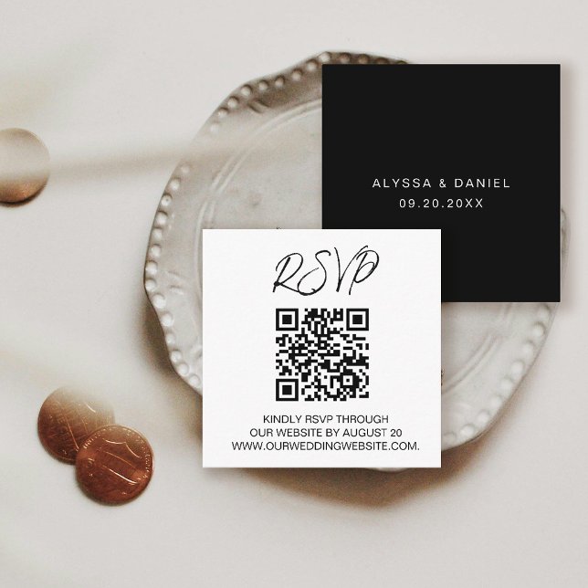 Tarjeta De Recepción CÓDIGO QR respuesta de confirmación de boda sitio  (Simple, black and white, wedding RSVP QR code to website enclosure card.)
