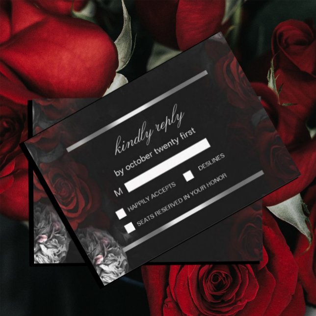 Tarjeta De Recepción Dark Moody Black Red Florals (#zazzlemade #redflowers #floralRSVPcard #weddingcard #darkstyle #chic #elegantflowers)