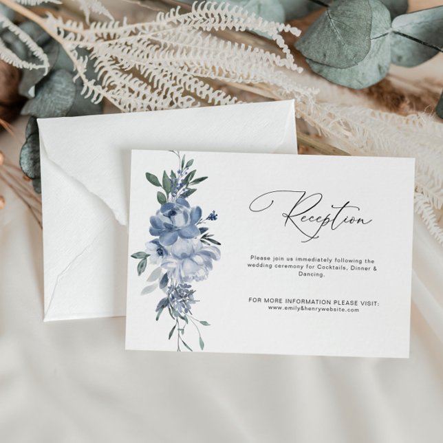 tarjeta de recepción de boda con flores azules pol (Subido por el creador)