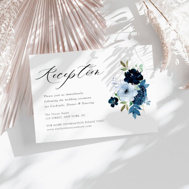 tarjeta de recepción de boda floral azul marino y  (Subido por el creador)