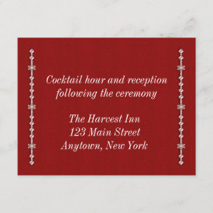 Tarjeta de recepción de vacaciones rojas con copo 