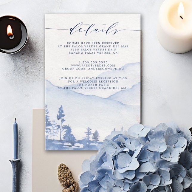 Tarjeta De Recepción Detalles del Boda de acuarela azul rústico de mont (Rustic mountain wedding with our charming Blue Watercolor Wedding Details Enclosure Card.)