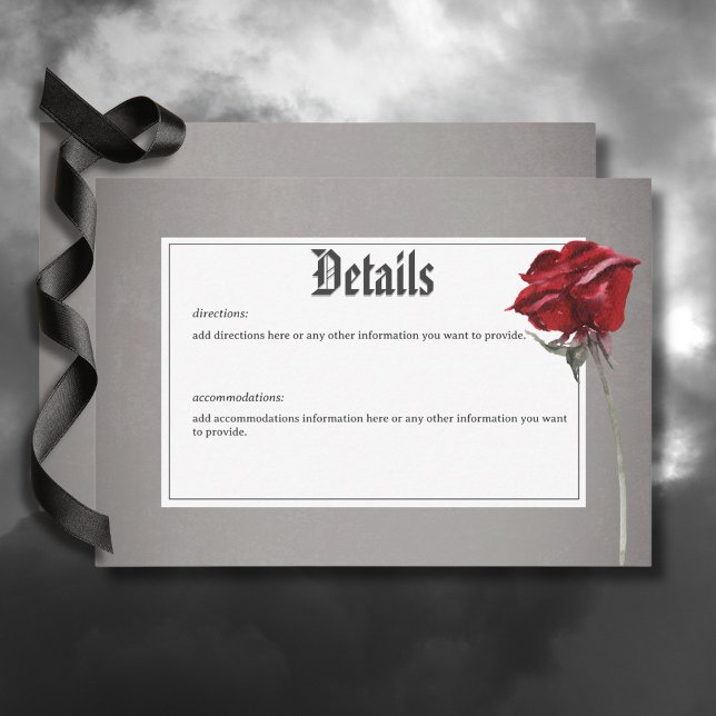 Tarjeta De Recepción Detalles del Boda floral rojo con amor y huesos (Love & Bones Spooky Red Floral Wedding Details Card)