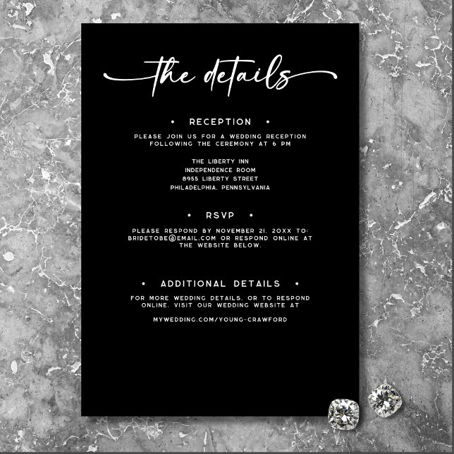 Tarjeta De Recepción Detalles del Boda mínimo del guión blanco negro mo (Modern Black White Script Photo Wedding Details Enclosure Card)