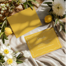 Dibujar mano con detalles de escritura amarilla vi