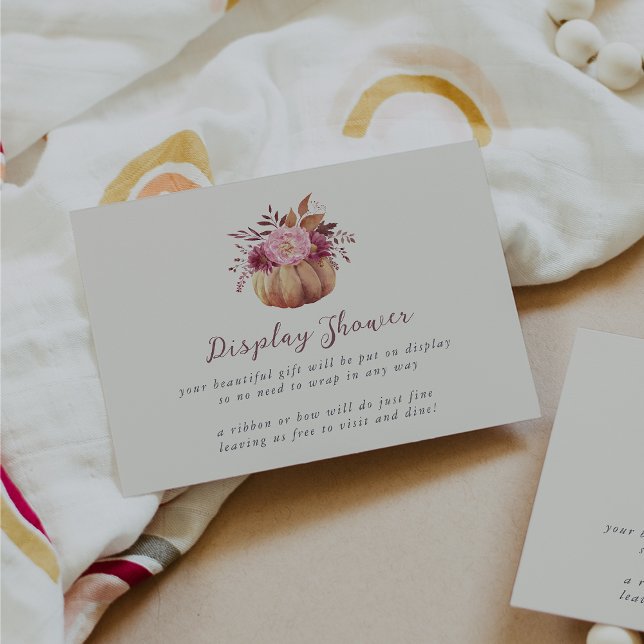 Tarjeta De Recepción Ducha de exposición de calabaza y flores silvestre (Subido por el creador)