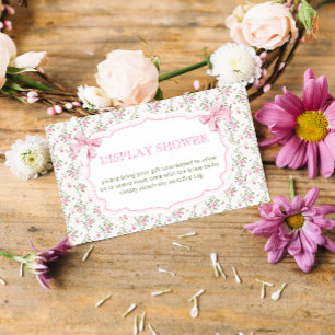 Tarjeta De Recepción Ducha de lazo rosa y exhibición floral