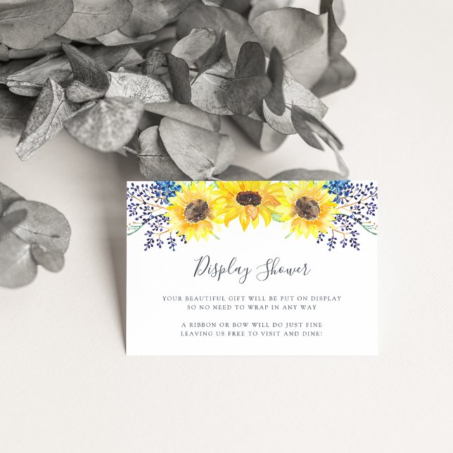 Tarjeta De Recepción Ducha de visualización de campos de flores (Subido por el creador)