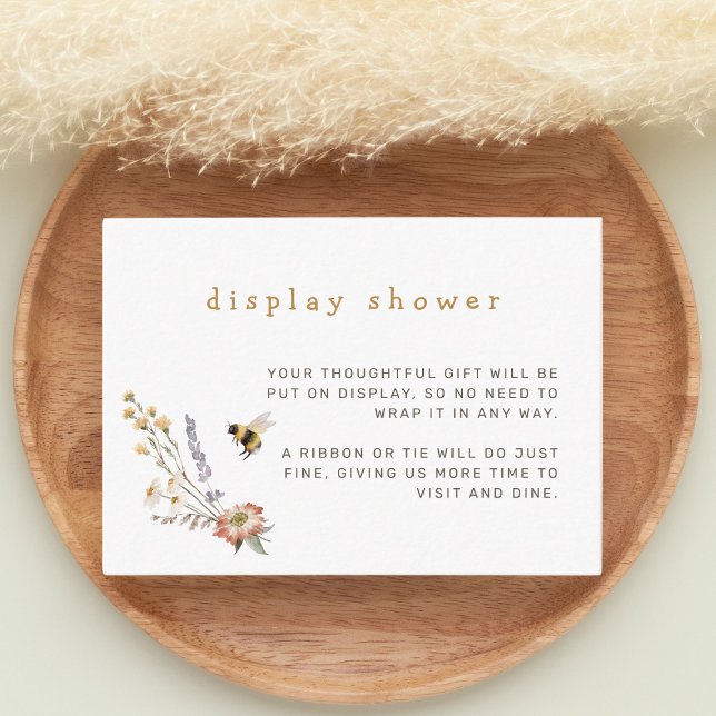 Tarjeta De Recepción Ducha de visualización de flores de abeja silvestr (Subido por el creador)