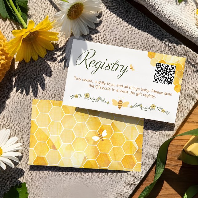 Tarjeta De Recepción Dulce Abeja Pequeña Está En Camino Del Registro De (Sweet Little Honey Bee Is On The Way Gift Registry Enclosure Card)