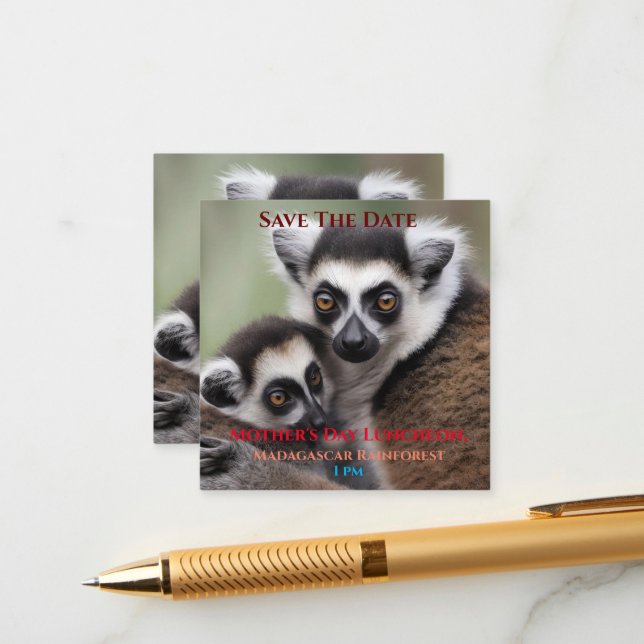 Tarjeta De Recepción **"El amor de una madre: Mami y bebé Lemur Cudling (Anverso/Reverso In Situ)