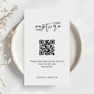 Tarjeta De Recepción El guión moderno captura el código QR de amor
