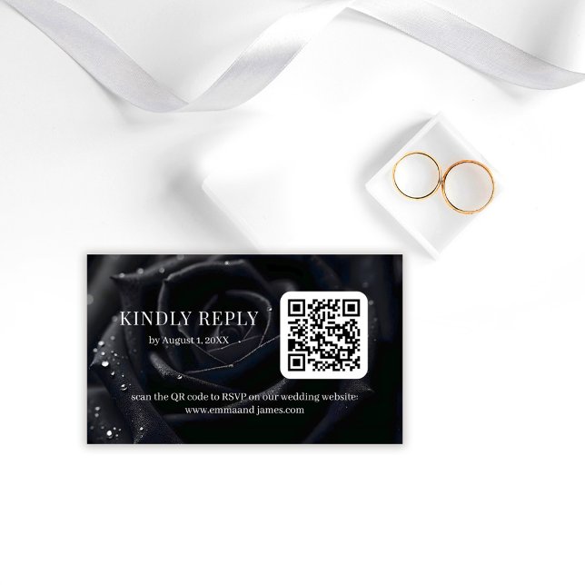 Tarjeta De Recepción Elegant Floral Midnight Rose QR Code Wedding RSVP (Subido por el creador)