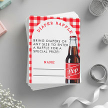 Ella está lista para usar el Baby Shower Diaper Ra