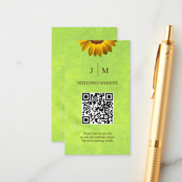 Tarjeta De Recepción Flores amarillas sobre el Boda Verde abstracto