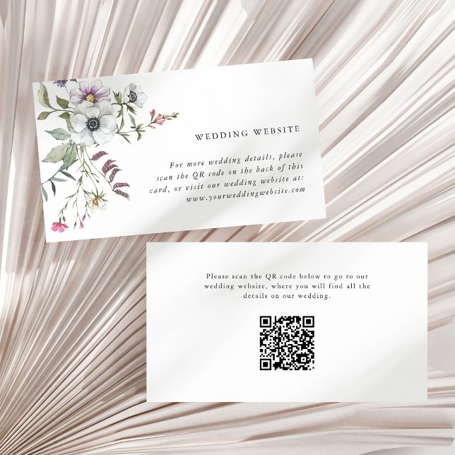 Tarjeta De Recepción Flores silvestres botánicas | Código QR del sitio  (A trendy wedding website card with scannable QR code and wildflowers)