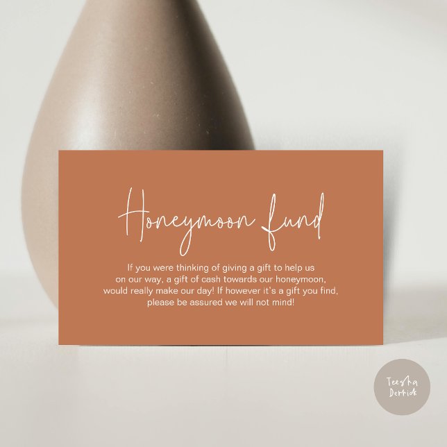 Tarjeta De Recepción Fondo de luna de miel boda, escritura manuscrita m (Wedding Honeymoon Fund, Modern Romance Handwritten Script Enclosure Card, in Copper Brown)