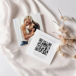 Tarjeta De Recepción Foto de código QR moderno en RSVP inversa