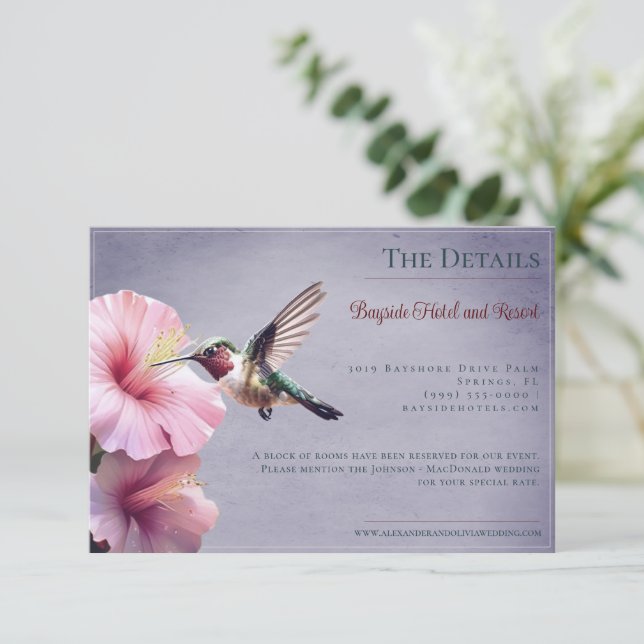 Tarjeta De Recepción Hummingbird e Hibiscus | Boda púrpura (Anverso de pie)