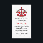 Tarjeta De Recepción La Corona Real Roja, emocionarse y salvar la fecha<br><div class="desc">Red Royal Crown,  Emocionarse y guardar las tarjetas de fecha por The Business Card Store. Ideal para todo tipo de fiestas y eventos. Bodas,  compromisos,  cumpleaños,  aniversarios,  duchas infantiles,  etc.</div>