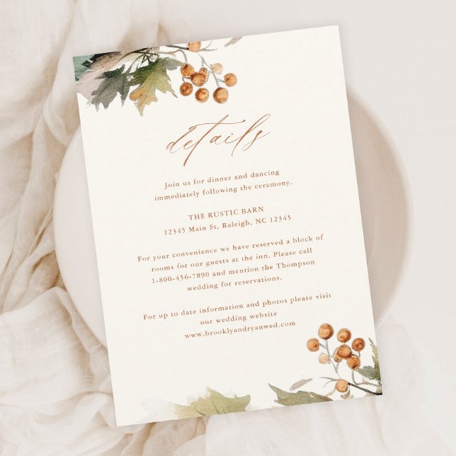 Tarjeta De Recepción La vegetación de otoño rústica deja un detalle de  (A Rustic Wedding Details Enclosure Card with Elegant Watercolor Autumn Greenery Leaves and Foliage.)