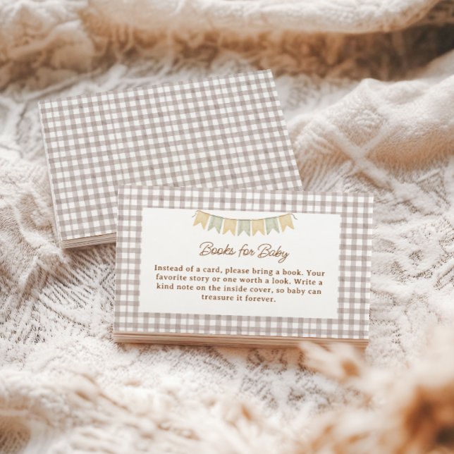 Tarjeta De Recepción Libros de Oso Rústico de Cuadros Marrones para Beb (Rustic Bear Blue Gingham Boy Baby Shower Books for Baby card)