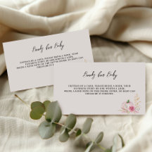 Libros para bebé en baby shower de una pequeña cal
