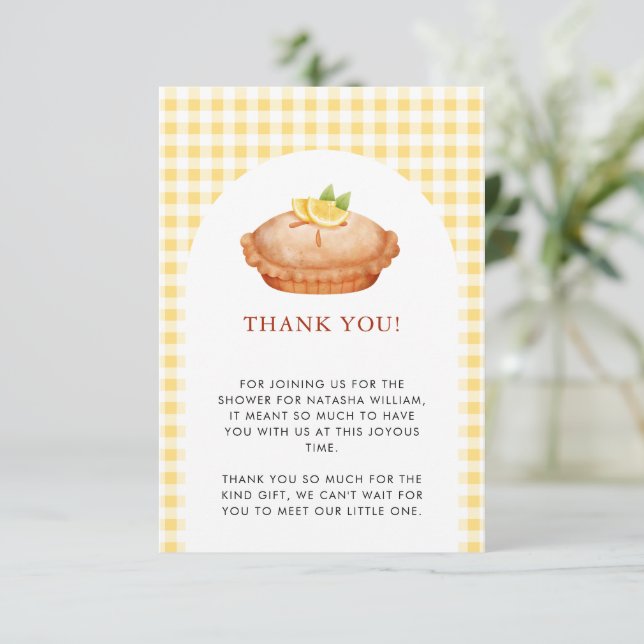 Tarjeta De Recepción Little Cutie Pie Yellow Baby Shower Gracias (Anverso de pie)
