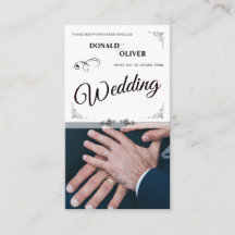 Manos de una pareja Boda gay con anillos