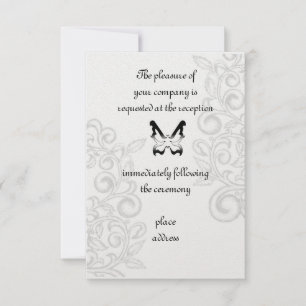 Tarjeta de recepción mariposa y florida