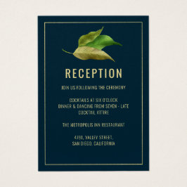 Tarjeta de recepción moderna de hojas de oro verde