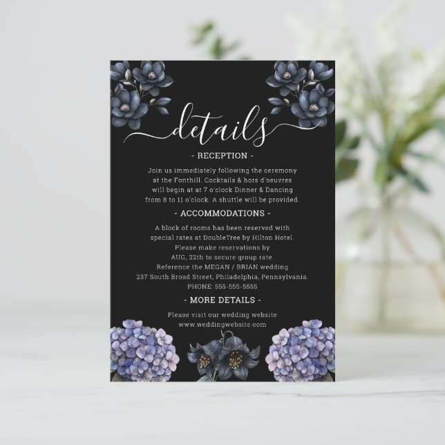 Tarjeta De Recepción Moody Black Floral Classic Script Wedding Details (Anverso de pie)