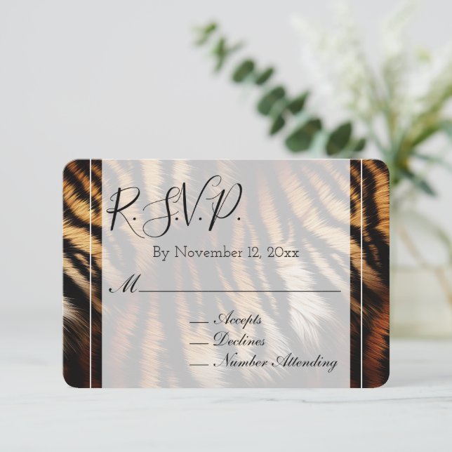 Tarjeta De Recepción Naranja Tigre Negro tira de matrimonio animal RSVP (Anverso de pie)
