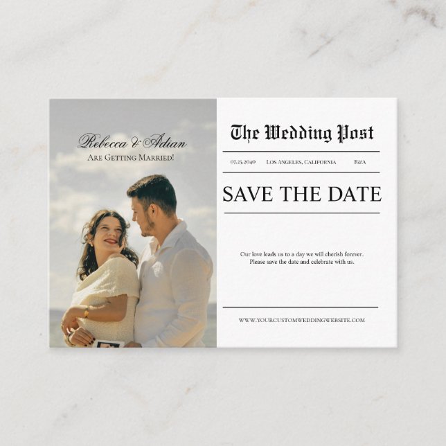 Tarjeta De Recepción Newspaper Style Photo Wedding Save The Date  (Anverso)