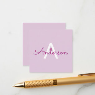Tarjeta De Recepción Nombre del guión y monograma Magenta y morado cl