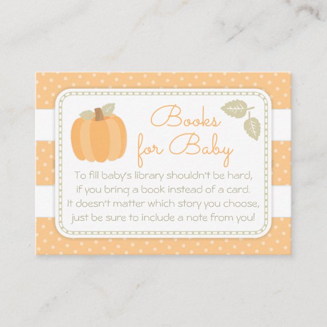 Tarjeta De Recepción Pequeña calabaza Baby Shower trae un libro (Anverso)