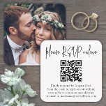Tarjeta De Recepción Por favor, RSVP Boda en línea Código QR y Plaza de<br><div class="desc">Comparta una de sus fotos de compromiso o boda y simplifique las respuestas RSVP con moda de tarjetas de gabinete de código QR modernas. La imagen y todo el texto son sencillos para el personalizar, incluyendo una frase que dice "por favor, rsvp en línea". (IMAGEN PLACEMENT TIP: Una manera fácil...</div>