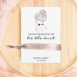 Tarjeta De Recepción Portadora de escrunchie<br><div class="desc">Coloque una raspadura o corbata de pelo alrededor de la tarjeta para una manera adorable y útil de agradecer a sus damas de honor.</div>