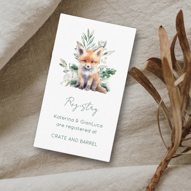 Tarjeta De Recepción Registro Rústico de Animales de Woodland en Baby S (This baby shower Registry card features a cute little fox and winter greenery)