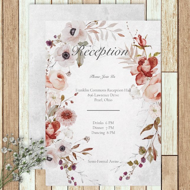 Tarjeta de recepción romántica de boda floral blan (Subido por el creador)