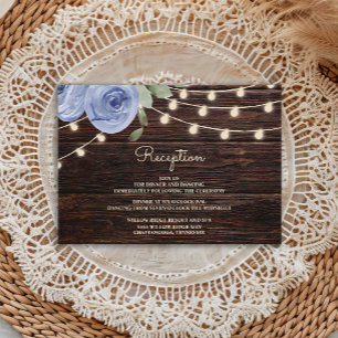 Tarjeta De Recepción Rustic Wood String Luces Periwinkle Blue Floral