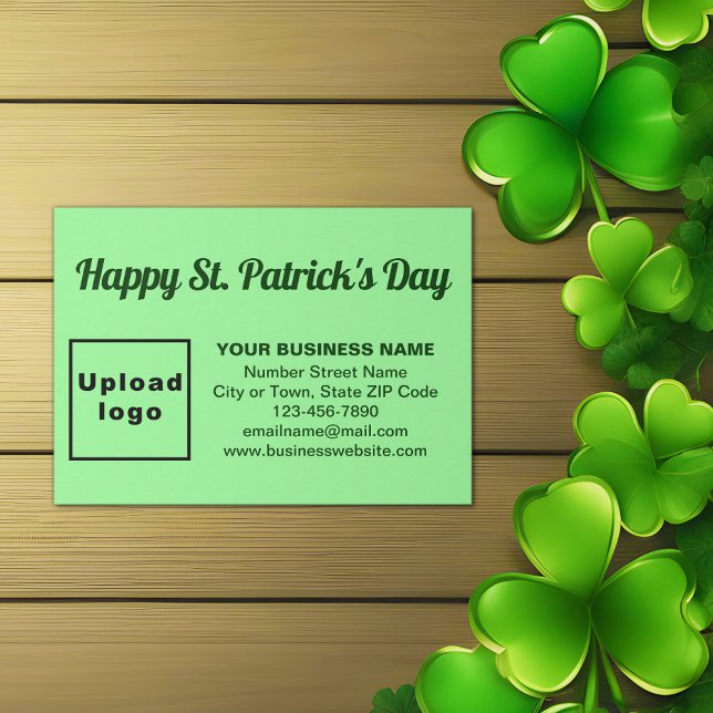 Tarjeta De Recepción Saint Patrick saludo en verde claro (Light green Saint Patrick business enclosure card)